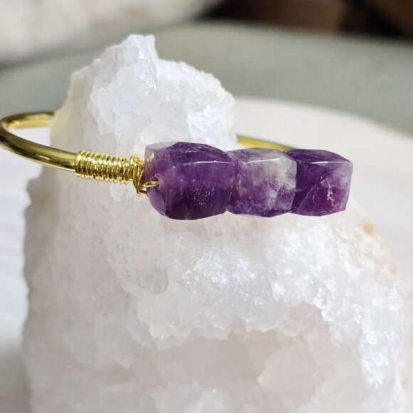 Amethyst 3‑Stone Wire Wrap Adjustable Cuff w/ 14Kt Gold Over Copper – NWT - Picture 1 of 14